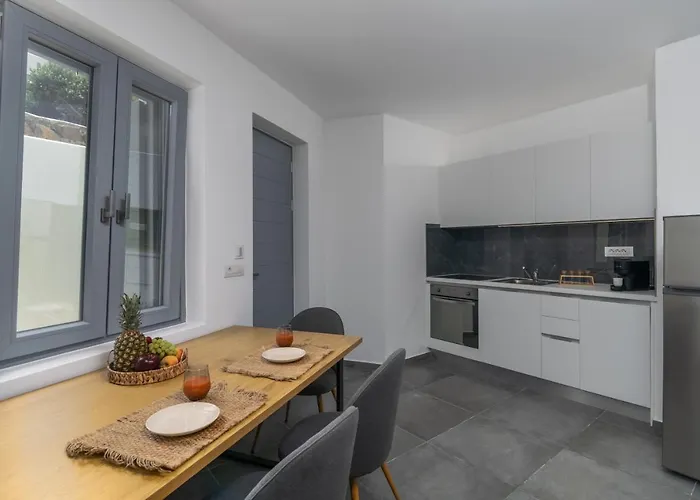 Luna Blanca Apartman *