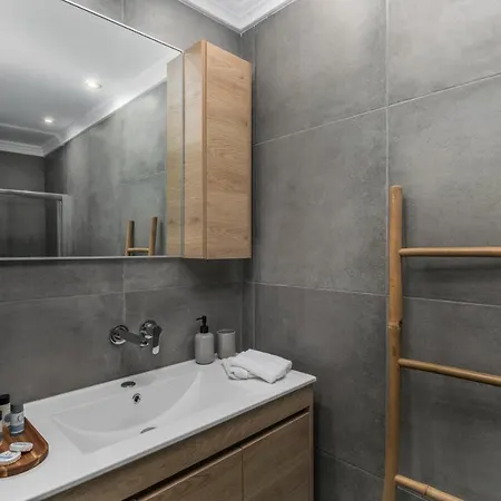 Luna Blanca * Adamantas (Milos)