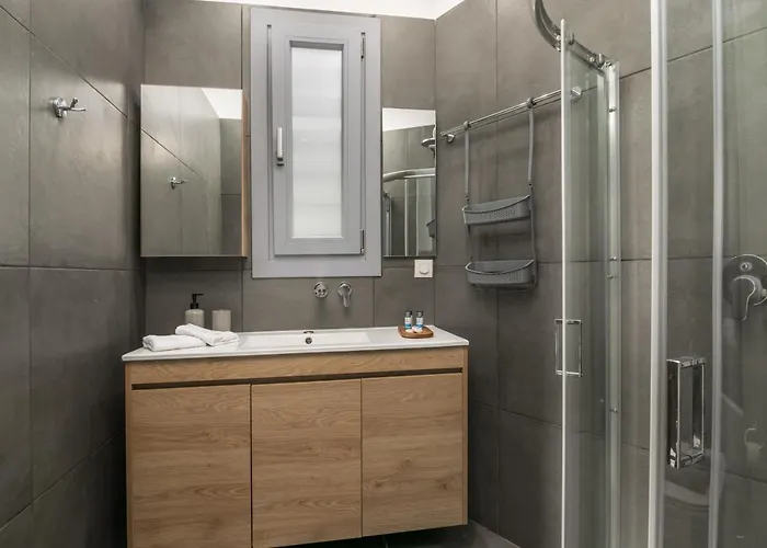 Luna Blanca * Adamantas (Milos)