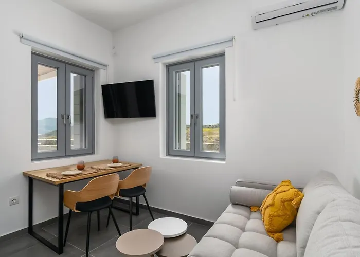 Luna Blanca Apartamento Adamantas (Milos)