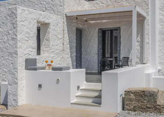 Luna Blanca * Adamantas (Milos)